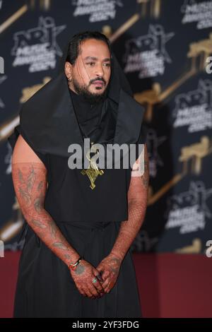 Cannes, Francia. 1 novembre 2024. Partecipa al 26° NRJ Music Awards 2024 Red Carpet arrivi al Palais des Festivals di Cannes. (Foto di Luigi Iorio/SOPA Images/Sipa USA) credito: SIPA USA/Alamy Live News Foto Stock