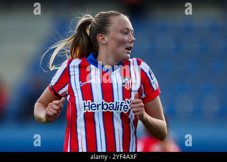 Barcellona, Spagna. 2 novembre 2024. Barcellona, Spagna, 2 novembre 2024: Synne Jensen (7 Atletico de Madrid) durante la partita di calcio della Liga F tra RCD Espanyol e Atletico de Mardrid alla Ciutat Esportiva Dani Jarque di Barcellona, Spagna (Judit Cartiel/SPP) credito: SPP Sport Press Photo. /Alamy Live News Foto Stock