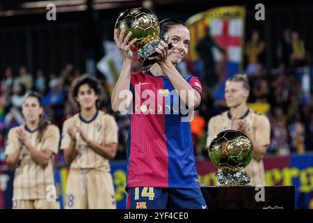 Barcellona, Spagna. 2 novembre 2024. L'Aitana Bonmati del FC Barcelona durante la partita di Liga F, data 8, tra FC Barcelona e SD Eiba ha giocato allo stadio Johan Cruyff il 2 novembre 2024 a Barcellona in Spagna. (Foto di Andrea Ribes/PRESSINPHOTO) credito: PRESSINPHOTO SPORTS AGENCY/Alamy Live News Foto Stock