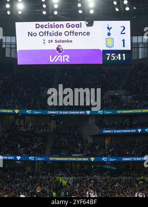 Londra, Regno Unito. 3 novembre 2024. Londra, Inghilterra - 3 novembre: Dominic Solanke del Tottenham Hotspur, 2° goal non fuorigioco durante la partita di Premier League 2024/25 tra Tottenham Hotspur FC e Aston Villa FC allo stadio Tottenham Hotspur il 3 novembre 2024 a Londra, Inghilterra. (Foto di David Horton/SPP) (David Horton/SPP) credito: SPP Sport Press Photo. /Alamy Live News Foto Stock