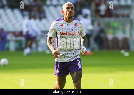 Dodò dell'ACF Fiorentina durante la partita di serie A tra Torino FC e ACF Fiorentina il 3 novembre 2024 allo Stadio Olimpico grande Torino di Torino, i Foto Stock