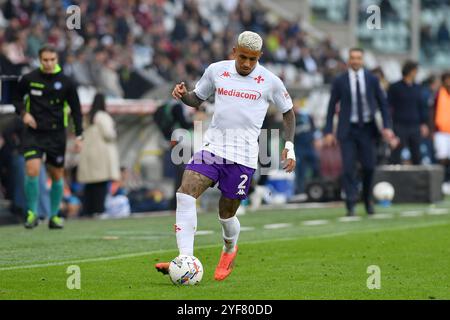 Santos Dodo ACF Fiorentina durante la partita di serie A 2024/25 tra Torino FC e ACF Fiorentina allo stadio Olimpico grande Torino il 3 novembre 2024 a Torino, Italia - ph Giuliano Marchisciano durante Torino FC vs ACF Fiorentina, partita di calcio italiano di serie A A Torino, Italia, 3 novembre 2024 Foto Stock