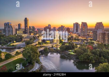 London, Ontario, Canada Skyline al crepuscolo. Foto Stock