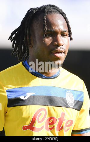 Napoli, Lazio. 3 novembre 2024. Ademola Lookman dell'Atalanta durante la partita di serie A tra Napoli e Atalanta allo stadio Maradona di Napoli, Italia, 3 novembre 2024. Crediti: massimo insabato/Alamy Live News Foto Stock