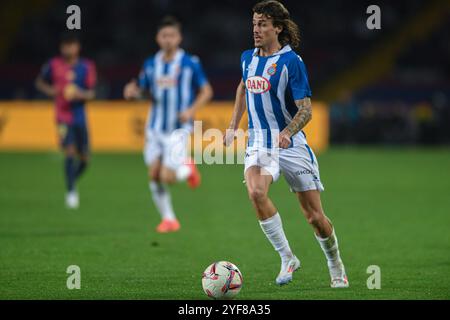 Barcellona, ESP. 3 novembre 2024. FC BARCELONA VS RCD ESPANYOL. 3 novembre 2024 C. Romero (22) di RCD Espanyol durante la partita tra FC Barcelona e RCD Espanyol corrispondente alla dodicesima giornata di la Liga EA Sports allo Stadio Olimpico Lluis Companys di Montjuic a Barcellona, Spagna. Crediti: Rosdemora/Alamy Live News Foto Stock