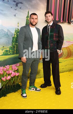 Sydney, Australia. 3 novembre 2024. TBC partecipa alla prima australiana di Wicked al State Theatre, 49 Market Street. Crediti: Richard Milnes/Alamy Live News Foto Stock