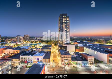 Kitchener, Ontario, Canada, paesaggio urbano al crepuscolo. Foto Stock