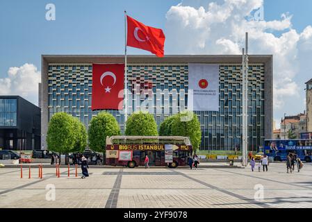 Il Centro culturale Ataturk (AKM) in Piazza Taksim, Istanbul Foto Stock