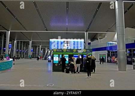 Belfast Grand Central Bus e stazione ferroviaria. Irlanda del Nord. Foto Stock