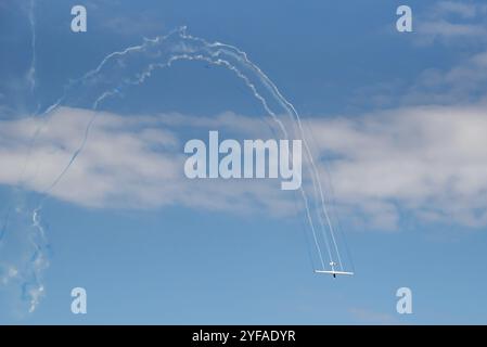Atene Grecia, 21 settembre 2019: Aeroplani che eseguono acrobazie in volo durante la Athens Flying WEEK 2019 presso l'aeroporto di Tanagra in Grecia Foto Stock