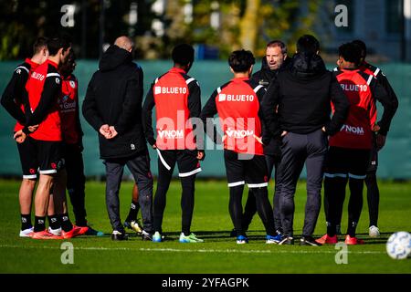 Rotterdam - Sparta Rotterdam coach Maurice Steijn durante un allenamento dello Sparta Rotterdam allo Sportpark Nieuw Terbregge il 4 novembre 2024 a Rotterdam, Paesi Bassi. (VK Sportphoto/Yannick Verhoeven) Foto Stock