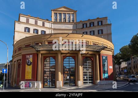 Teatro Palladium dell'Università Roma tre uno straordinario punto di riferimento culturale nel cuore del quartiere Garbatella, Roma, Italia, Europa, Unione europea, UE Foto Stock