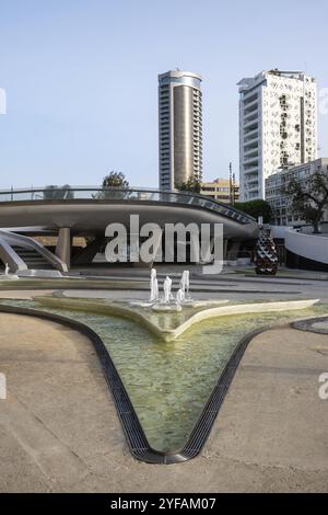 Nicosia Cipro marzo 22 2021: L'architettura moderna e futuristica di piazza Eleftheria a Nicosia, la capitale di Cipro Foto Stock