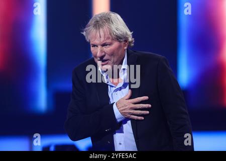 Saenger Bernhard Brink - Aufzeichnung ARD Show Die Beatrice Egli Show im Studio Berlin Adlershof a Berlino *** cantante Bernhard Brink Recording ARD Show The Beatrice Egli Show allo Studio Berlin Adlershof di Berlino Foto Stock