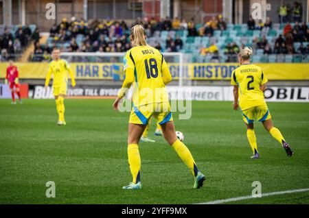 Gothenburg, Svezia. 29 ottobre 2024. Jonna Andersson e Fridolina Rolfö per la Svezia durante la partita contro il Lussemburgo nei playoff per UEFA Euro 2025. Foto Stock