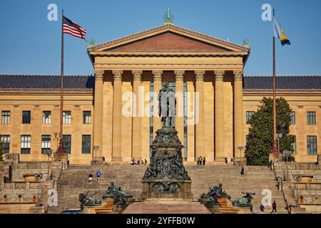 Philadelphia Washington Monument Fountain e Philadelphia Museum of Art Steps Foto Stock