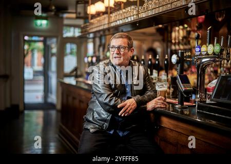 Il cantautore Paul Heaton, ex membro degli Housemartins e del bellissimo Sud Foto Stock