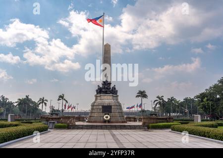 Rizal Park (in filippino: Liwasang Rizal), noto anche come Luneta Park o semplicemente Luneta, è un parco urbano storico situato a Ermita, Manila. Foto Stock