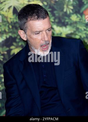 3 novembre 2024, Londra, Inghilterra, Regno Unito - Antonio Banderas partecipa a Paddington in Perù prima mondiale, Leicester Square Foto Stock