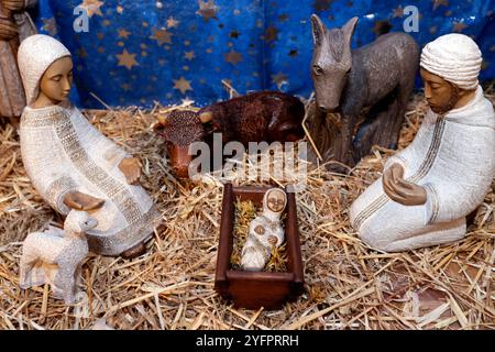 Presepe con la Santa famiglia a Betlemme. Nascita di Gesù. Foto Stock