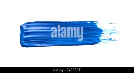 Pennello acrilico blu su sfondo bianco. Foto Stock