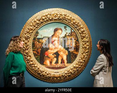 Royal Academy, Londra 5 novembre 2024 Piero di Cosimo, la Vergine e il bambino con il neonato San Giovanni battista c 1490 la mostra mostrerà alcuni dei migliori esempi di disegno rinascimentale italiano, tra cui il cartone animato di Leonardo Burlington House e gli studi di Leonardo e Michelangelo per i loro murales commissionati dal governo fiorentino per la nuova sala del consiglio di Palazzo Vecchio. Dal 5 novembre 2024 al 16 febbraio 2025. Paul Quezada-Neiman/Alamy Live News crediti: Paul Quezada-Neiman/Alamy Live News Foto Stock