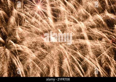 Spettacolo di fuochi d'artificio Chard Somerset Inghilterra regno unito 2024 Foto Stock