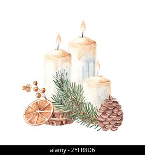 Candela di Natale composizione su tagli in legno con rami in Fir e cono, fetta arancione asciutta. Illustrazione acquerello isolata su sfondo bianco Foto Stock
