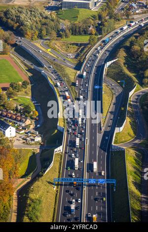 Luftbild, Autobahn A448 und Zufahrt vom Nordhausen-Ring, Straßenverkehr und Stau, Wiemelhausen, Bochum, Ruhrgebiet, Nordrhein-Westfalen, Deutschland ACHTUNGxMINDESTHONORARx60xEURO *** Vista aerea, autostrada A448 e accesso dalla circonvallazione di Nordhausen, traffico stradale e ingorghi, Wiemelhausen, Bochum, zona della Ruhr, Renania settentrionale-Vestfalia, Germania ACHTUNGxMINDESTHONORARx60xEURO Foto Stock