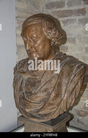 Busto di Gioachino Rossini in Casa Rossini, la sua casa e luogo di nascita a Pesaro, Marche, Italia, Europa Foto Stock