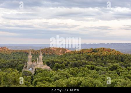 Abbazia di Frigolet nella montagnette vicino a Tarascon in Provenza Foto Stock