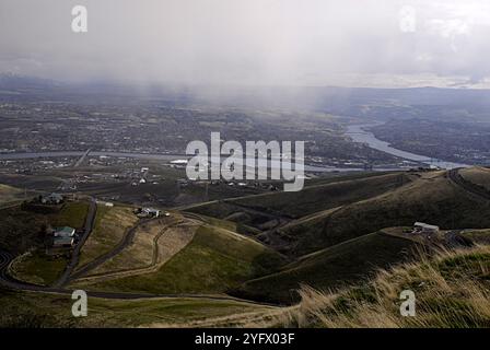 STATI UNITI / STATO DELL'IDAHO/LEWISTON . Vista vallata dello stato di Lewiston Valley idaho e dello stato di Clarkston washington dalle colline di Lewiston il 10 marzo 2010 (FOTO DI FRANCIS JOSEPH DEAN / DEAN IMMAGINI) Foto Stock