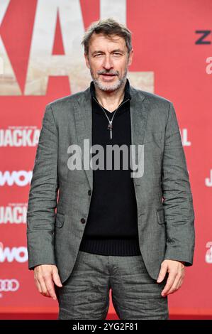 Guido Broscheit bei der Premiere der Sky serie originale "il giorno dello sciacallo" in Zoo Palast. Berlino, 05.11.2024 Foto Stock