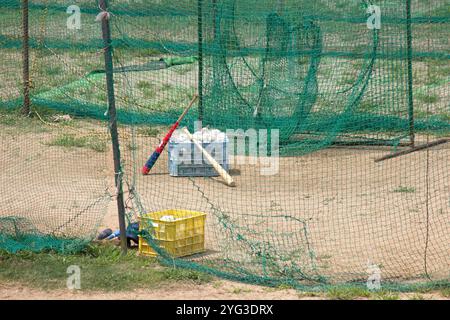 Campo di allenamento da baseball sul letto del fiume Foto Stock