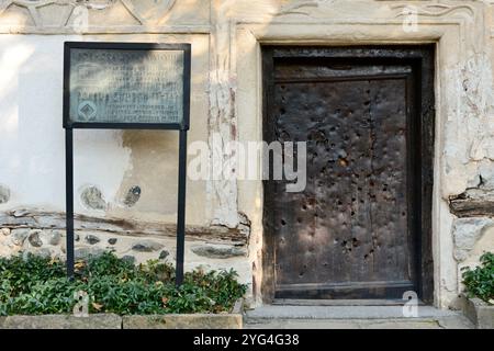 Porta d'ingresso della Chiesa di Bojana per la chiesa medievale del XI-XIII secolo, patrimonio dell'umanità dell'UNESCO a Sofia, Bulgaria, Europa orientale, Balcani, UE Foto Stock