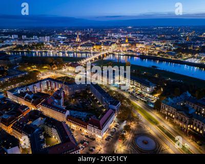 Luftbild Innere Neustadt, Palaisplatz und Barockviertel, Japanisches Palais und Hotel Bellevue Dresden Sachsen Deutschland *** Vista aerea Innere Neustadt, Palaisplatz e quartiere barocco, Palazzo Giapponese e Hotel Bellevue Dresden Sassonia Germania Dresden24 01584 Foto Stock