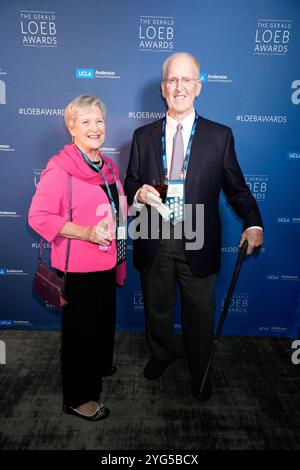 Diana Henriques, Larry Henriques durante i Gerald Loeb Awards 2024 presentati da UCLA Anderson, tenutosi presso la Rainbow Room di New York, New York, USA, giovedì 10 ottobre 2024. Credito: Jennifer Graylock-Graylock.com Foto Stock