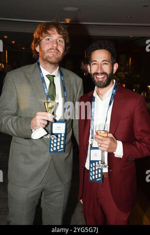 Pieter Colpaert, Jeb Banegas durante i Gerald Loeb Awards 2024 presentati da UCLA Anderson, tenutosi presso la Rainbow Room di New York, New York, USA, giovedì 10 ottobre 2024. Credito: Jennifer Graylock-Graylock.com Foto Stock