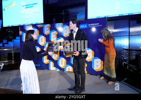 Vincitore, Genevieve Redsten, Princess Safiya Byers, Daphne Chen, durante i Gerald Loeb Awards 2024 presentati da UCLA Anderson, tenutosi presso la Rainbow Room di New York, New York, USA, giovedì 10 ottobre 2024. Credito: Jennifer Graylock-Graylock.com Foto Stock