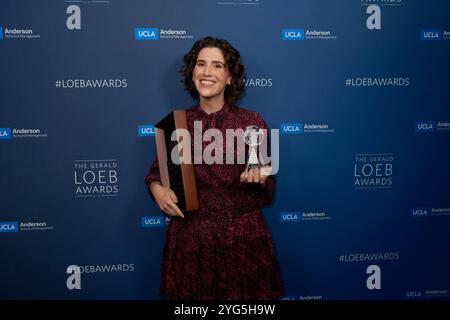 VINCITORE, Hannah Dreier durante i Gerald Loeb Awards 2024 presentati da UCLA Anderson, tenutosi presso la Rainbow Room di New York, New York, USA, giovedì 10 ottobre 2024. Credito: Jennifer Graylock-Graylock.com Foto Stock