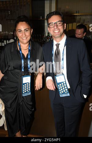 Sheera Frenkel, Adam Satariano durante il Gerald Loeb Awards 2024 presentato da UCLA Anderson, tenutosi presso la Rainbow Room di New York, New York, USA, giovedì 10 ottobre 2024. Credito: Jennifer Graylock-Graylock.com Foto Stock