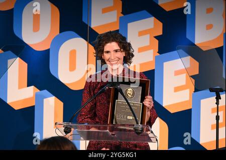 VINCITORE Hannah Dreier durante i Gerald Loeb Awards 2024 presentati da UCLA Anderson, tenutosi presso la Rainbow Room di New York, New York, USA, giovedì 10 ottobre 2024. Credito: Jennifer Graylock-Graylock.com Foto Stock