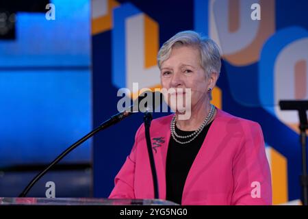 Diana Henriques durante i Gerald Loeb Awards 2024 presentati da UCLA Anderson, tenutosi presso la Rainbow Room di New York, New York, USA, giovedì 10 ottobre 2024. Credito: Jennifer Graylock-Graylock.com Foto Stock