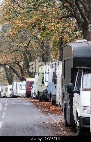 Roulotte o furgoni a Bristol, Regno Unito. Durdham a terra. Un'alternativa a costosi alloggi ed elevati tassi di mutuo. Problemi di costo della vita. Foto Stock