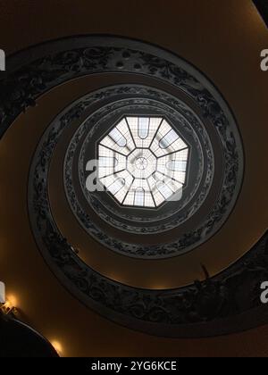 Scalinata dei Musei Vaticani del Bramante Foto Stock