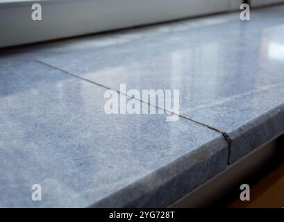 Davanzale composito composto da due pezzi di lastra di marmo Foto Stock