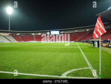 Belgrado, Serbia. 6 novembre 2024. Una visione generale dello Stadio Rajko Mitic prima della partita di fase MD4 della UEFA Champions League 2024/25 tra il Crvena Zvezda e il FC Barcelona al Rajko Mitic Stadium il 6 novembre 2024. Crediti: Dimitrije Vasiljevic/Alamy Live News Foto Stock