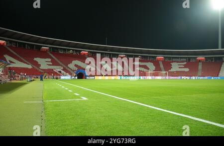 Belgrado, Serbia. 6 novembre 2024. Una visione generale dello Stadio Rajko Mitic prima della partita di fase MD4 della UEFA Champions League 2024/25 tra il Crvena Zvezda e il FC Barcelona al Rajko Mitic Stadium il 6 novembre 2024. Crediti: Dimitrije Vasiljevic/Alamy Live News Foto Stock