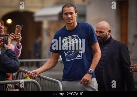 Torino, Italia. 6 novembre 2024. Alexander Zverev in arrivo a Torino per le ATP FINALS 2024, Italia - Mercoled&#xec; 6 novembre 2024 - Matteo Secci/ credito: LaPresse/Alamy Live News Foto Stock