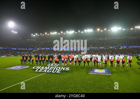 Brugge, Belgio. 6 novembre 2024. Entrambe le squadre si schierano in vista di una partita di calcio tra il belga Club Brugge KV e l'inglese Aston Villa nella fase 4 della UEFA Champions League League della stagione 2024-25, mercoledì 6 novembre 2024 a Brugge, Belgio . Crediti: Sportpix/Alamy Live News Foto Stock